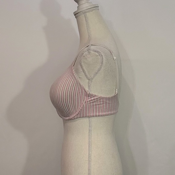 Victoria’s Secret Bra - Picture 4 of 5